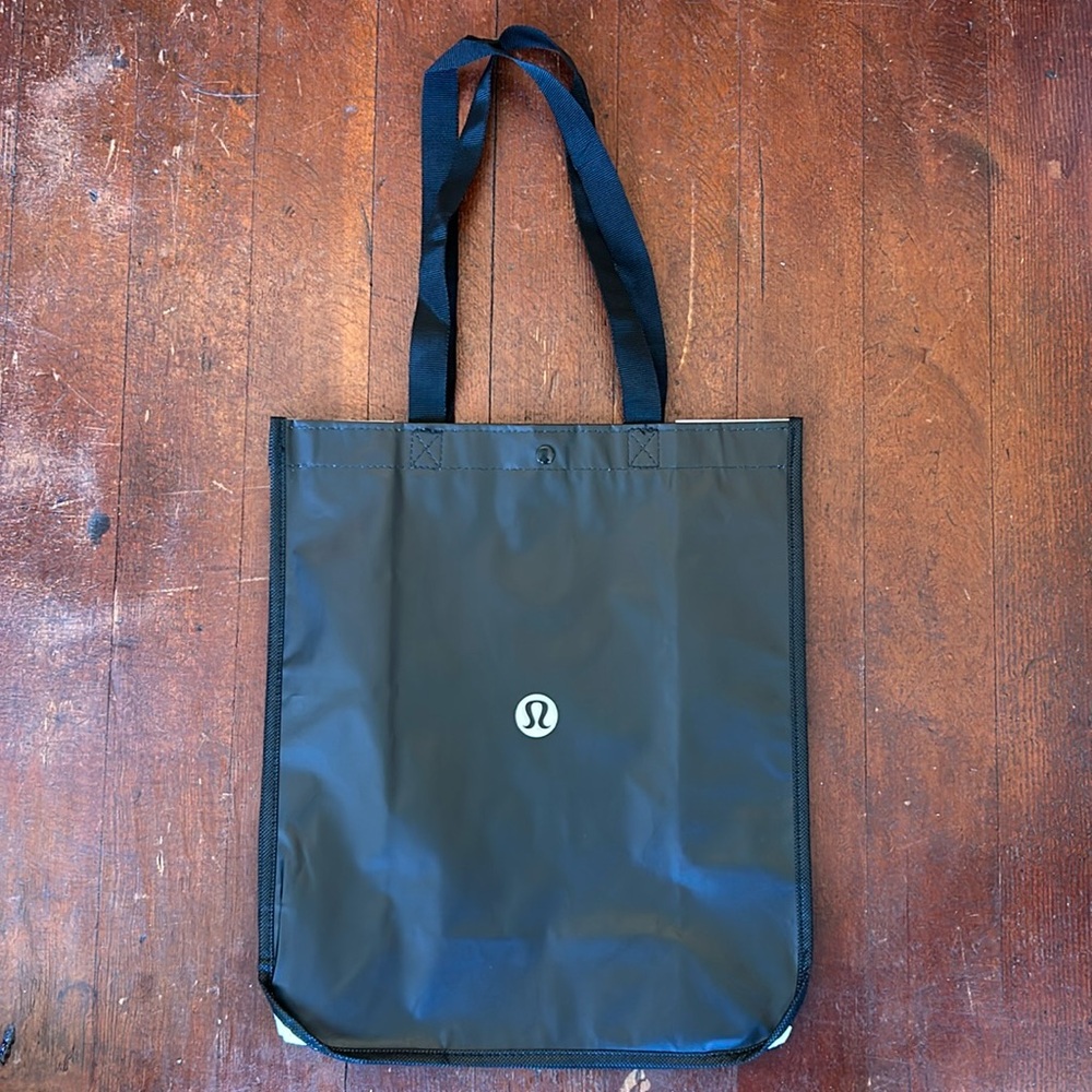 Lululemon Tote